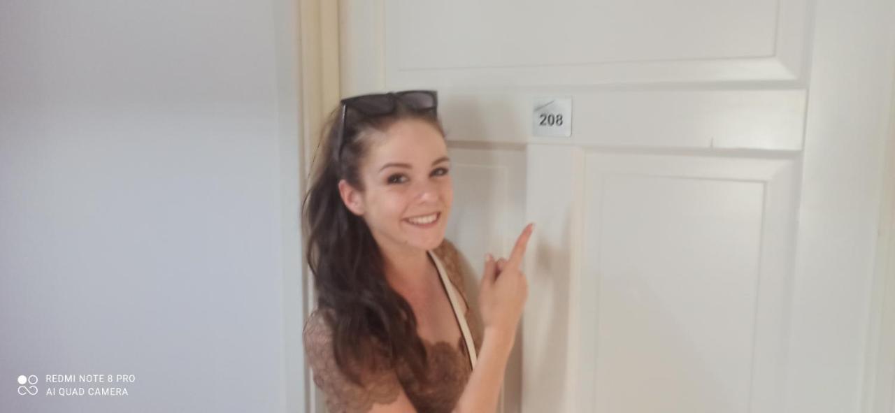 Sunshine 208 Apartman บาลาตอนซาร์โซ ภายนอก รูปภาพ